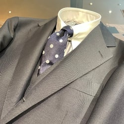 Brilla per il gusto(ブリッラ ペル イル グスト)DORMEUIL 3 Brilla per il gusto(ブリッラ ペル イル グスト)DORMEUIL 3