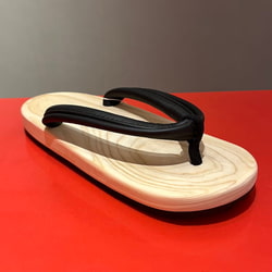 BEAMS JAPAN（ビームス ジャパン）【別注】うらつか工房 / 下駄