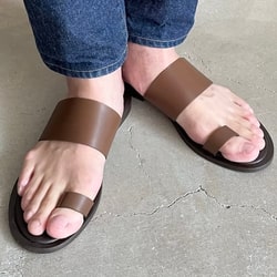 BEAMS F（ビームスF）【別注】L/UCCA / レザーサンダル
