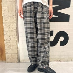 BEAMS BOY（ビームス ボーイ）フランネル チェック 2プリーツ