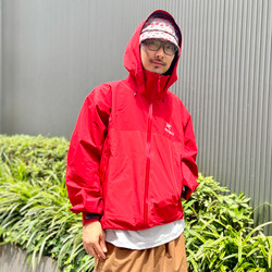 BEAMS（ビームス）ARC'TERYX / BETA AR JACKET（ブルゾン ブルゾン