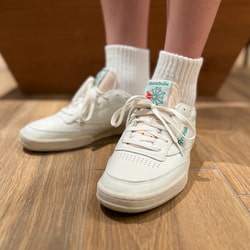 リーボックCLUB C85 VINTAGE スニーカー BEAMS BEAMS（ビームス）Reebok / Club C 85 Vintage（シューズ スニーカー