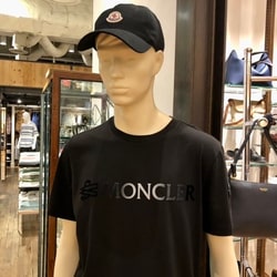 BEAMS F(ビームスF)MONCLER / グラデーションロゴ クルー BEAMS F(ビームスF)MONCLER / グラデーションロゴ クルー