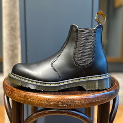 BEAMS（ビームス）Dr.Martens / 2976 YS チェルシーブーツ（シューズ