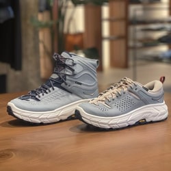 HOKA ONE ONE U TOR ULTRA LO BEAMS試着なしの新品未使用です