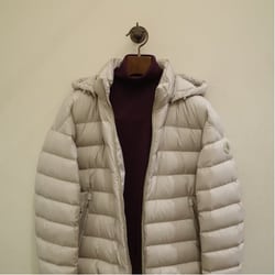 BEAMS F（ビームスF）MONCLER / ARNEB フーデット ダウンジャケット