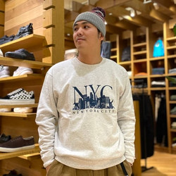 BEAMS（ビームス）BEAMS / NYC Crewneck Sweat（トップス スウェット