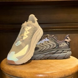 BEAMS HOKA ONE ONE × Satisfy Running / Clifton LS (shoes BEAMS