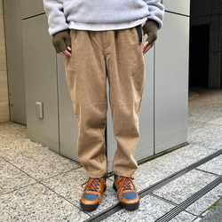 BEAMS BEAMS / Webbing Baggy Tapered Corduroy Pants (BEAMS Casual