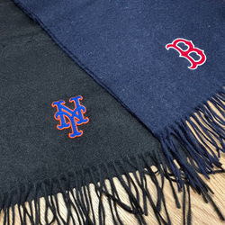 BEAMS BEAMS × BEAMS / Special order MLB Cashmere Stole (fashion