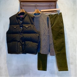 BEAMS（ビームス）ストレッチ テーパード コーデュロイパンツ
