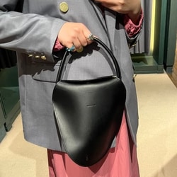 Marrow Twist Tote Black – OKURA