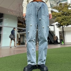 CAROLINA GLASER（カロリナ グレイサー）パール デニムパンツ