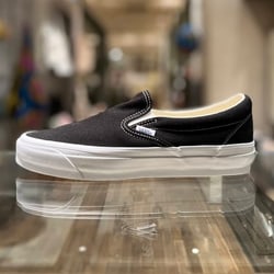 BEAMS（ビームス）VANS / SLIP-ON REISSUE 98 LX BLACK / WHITE