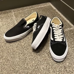 BEAMS（ビームス）VANS / SLIP-ON REISSUE 98 LX BLACK / WHITE