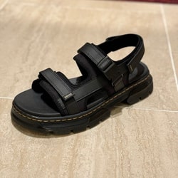 BEAMS（ビームス）Dr.Martens / FORSTER マルチストラップ