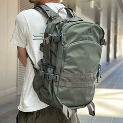 Pilgrim Surf+Supply (Pilgrim Surf+Supply) [COL LABOR ATION