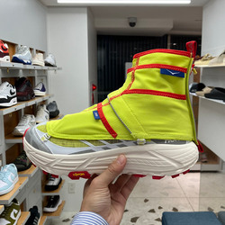 BEAMS（ビームス）HOKA × Nicole McLaughlin / Mafate THREE2 