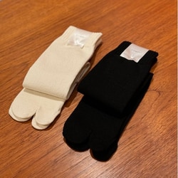 BEAMS（ビームス）COMOLI / ウール和紙 足袋ソックス（レッグ