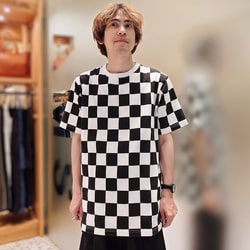 チェッカー オファー フラッグ 柄 t シャツ