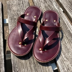BEAMS PLUS（ビームス プラス）【別注】KOVALAM / Tongs Sandal
