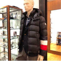 Moncler willm ダウンジャケット pn-tebo.go.id