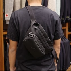 BEAMS F（ビームスF）MONCLER / DURANCE ベルト バッグ（バッグ