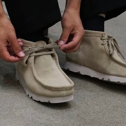 BEAMS（ビームス）【別注】Clarks ORIGINALS / Wallabee Boot GORE-TEX（R）（シューズ ブーツ ・ブーティ）通販｜BEAMS