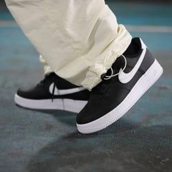 BEAMS(ビームス)NIKE / Air Force 1 '07 Black White BEAMS(ビームス)NIKE / Air Force 1 '07 Black White