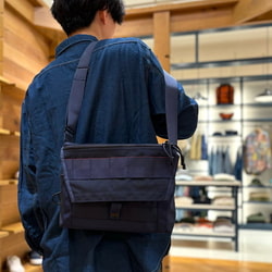 BEAMS PLUS (BEAMS PLUS) [Special order] BRIEFING / FLEET MESSENGER BAG (Bag  Messenger Bag) for sale | BEAMS