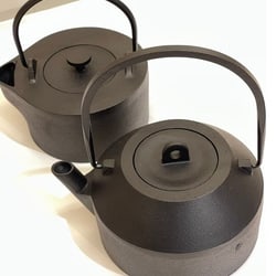 Yahoo!オークション - Y 和秋 鉄瓶 南部鉄器 菊柄 花柄 鉄製