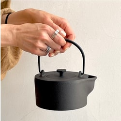 fennica（フェニカ）iwatemo / iron kettle S-HK 南部鉄瓶（食器