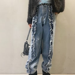 CAROLINA GLASER（カロリナ グレイサー）フリル デニムパンツ