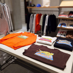 BEAMS T（ビームスT）【別注】HIROTTON / ART FOR EVERYDAY LOGO