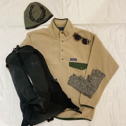 BEAMS（ビームス）【別注】FRED PERRY / ロゴ ジャカード