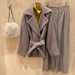Demi-Luxe BEAMS(デミルクス ビームス)フェイクファー ポーチ Demi-Luxe BEAMS(デミルクス ビームス)フェイクファー ポーチ
