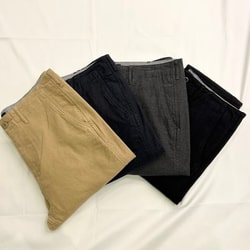 BEAMS（ビームス）モールスキン ストレッチ テーパードパンツ