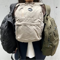 BEAMS T(ビームスT)C.P. Company / LENS BACK PACK(バッグ BEAMS T(ビームスT)C.P. Company / LENS BACK PACK(バッグ