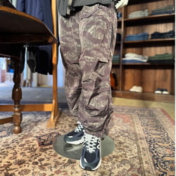 BEAMS PLUS（ビームス プラス）MIL Athletic Pants Tiger Stripe