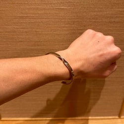 BEAMS HEART（ビームス ハート）ワンツイスト バングル