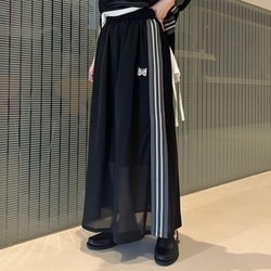 NEEDLES〉あのパンツがスカートに♡｜ビームス ボーイ 原宿｜BEAMS