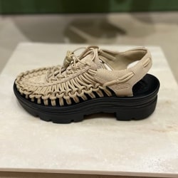 Demi-Luxe BEAMS（デミルクス ビームス）KEEN / UNEEK PLT