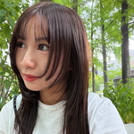 リ　ナ