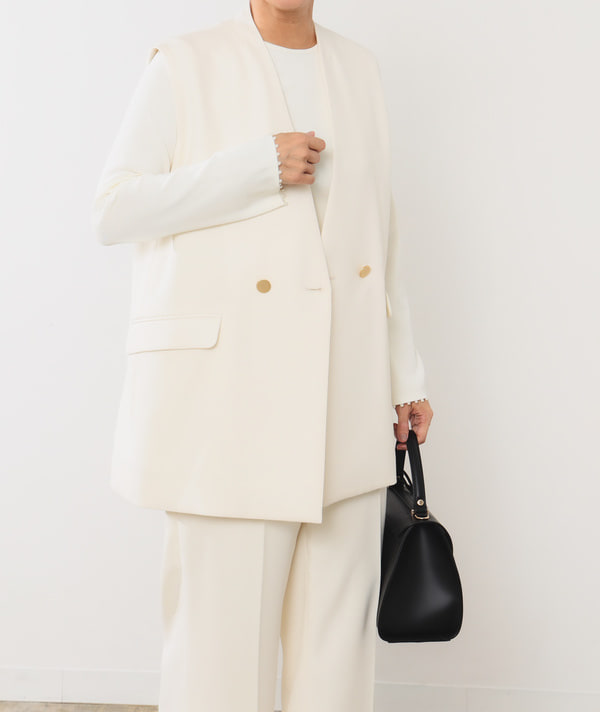 桑原 ふみさんの「BEAMS WOMEN｜ハイウエスト ワイド ストレートパンツ＊」を使ったコーディネート