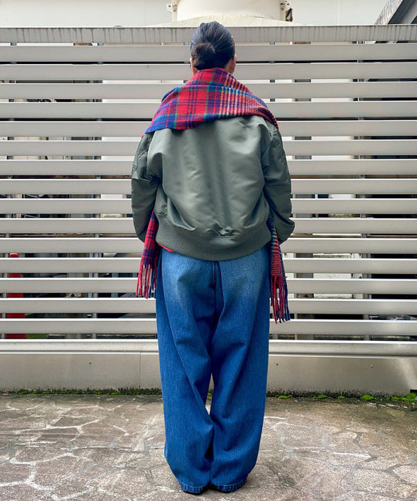 コウリキ　マミさんの「BEAMS WOMEN｜【別注】BUZZ RICKSON'S / L2B H-TYP」を使ったコーディネート