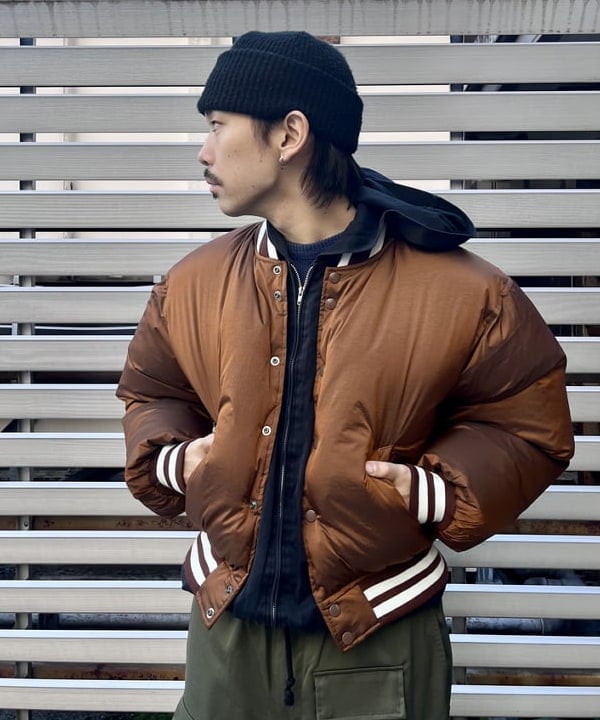 槙山 賢斗さんの「BEAMS WOMEN｜ダウン バーシティジャケット」を使ったコーディネート