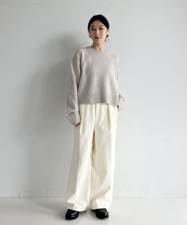 坂本 涼花さんの「BEAMS WOMEN｜ソフトメルトン ステンカラー コート」を使ったコーディネート