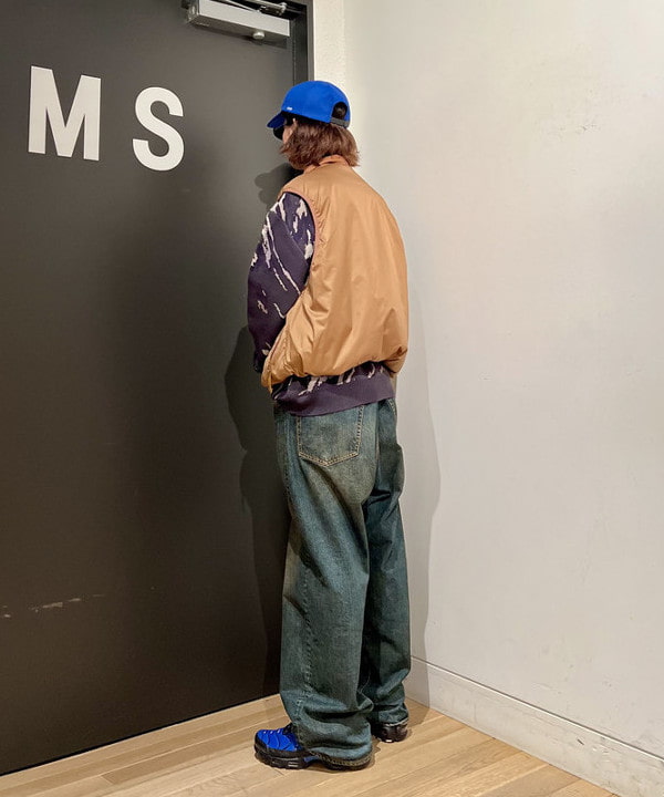 関澤 佑樹さんの「BEAMS WOMEN｜BEAMS / ワイドフィット デニムパンツ」を使ったコーディネート