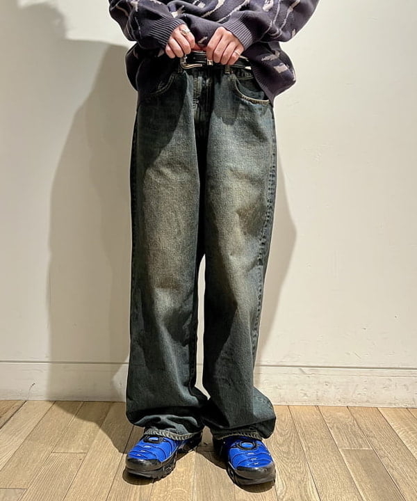 関澤 佑樹さんの「BEAMS WOMEN｜BEAMS / ワイドフィット デニムパンツ」を使ったコーディネート