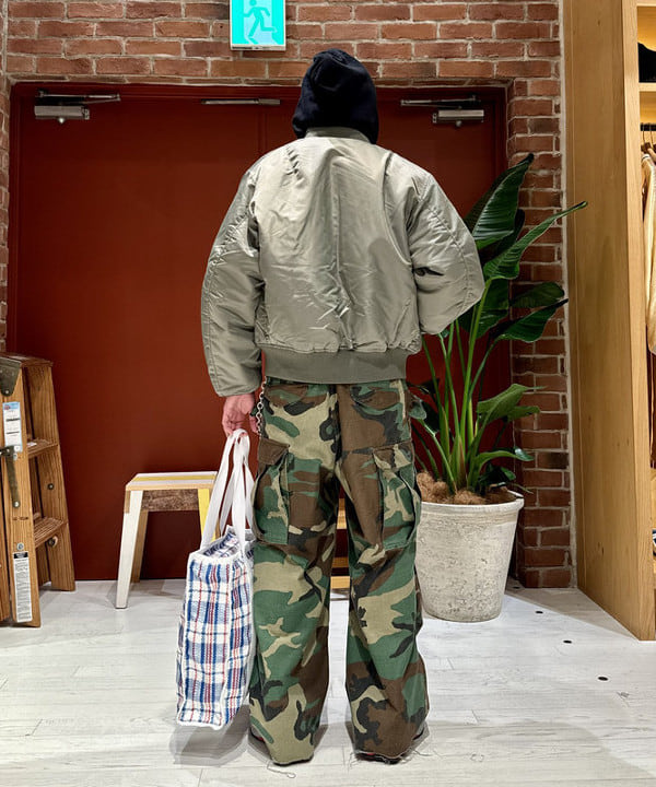 Ryohei Takataさんの「BEAMS WOMEN｜リラックスフィット THERMOLITE(R) MA-1 （撥水）」を使ったコーディネート